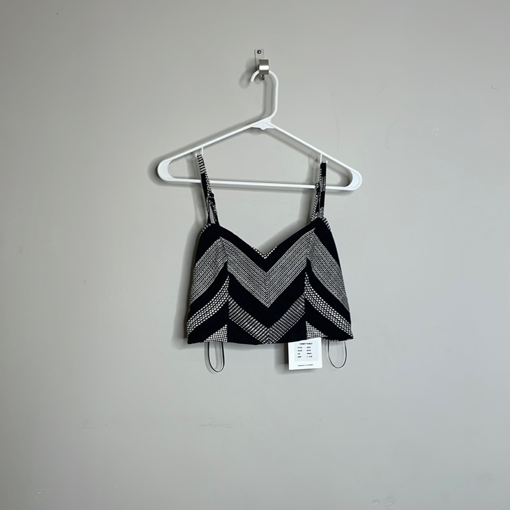Honey Punch cropped woven top!